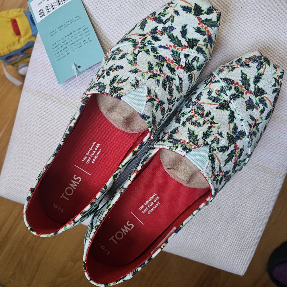 TOMS Women's Floral Canvas Shoes - Multicolor